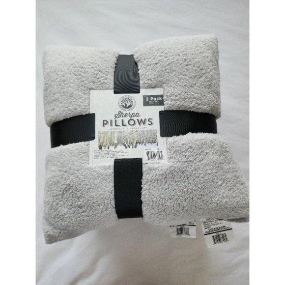 MORGAN Home Sherpa Set of 2 18 x 18 Deco Grey Decorative Pillow - Picture 1 of 5